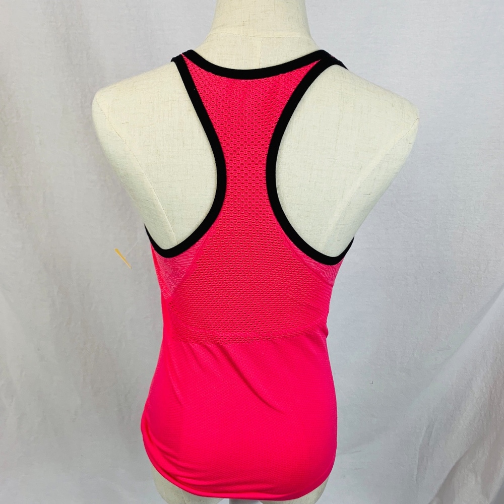 Nike Fit Pink Mesh NWT Size Small - Picture 5 of 8